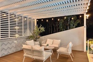 Terrace/patio - The value of time pool villa Khaoyai (Pak Chong)