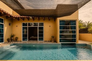 Unclassified image, 4 of 30, button - Batu Pahat Santalia Villa 4BR 12pax Private Pool (Simpang Kanan)