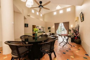 Unclassified image, 2 of 30, button - Batu Pahat Santalia Villa 4BR 12pax Private Pool (Simpang Kanan)