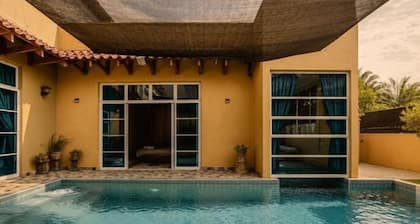 Batu Pahat Santalia Villa 4BR 12pax Private Pool