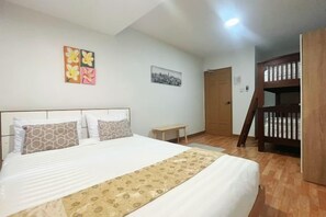 Unclassified image, 2 of 65, button - DeliZia de Villa Homestay Satun (Satun)