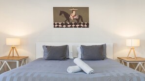 4 bedrooms, free WiFi, bed sheets - Casita - Modern 4 bedroom cottage in heart of Singleton (SINGLETON)
