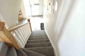 Interior - mulberry garden Coventry (Coventry)