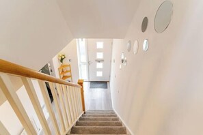 Interior - mulberry garden Coventry (Coventry)