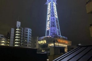Unclassified image, 5 of 31, button - Silent Echo Inn (Osaka)