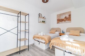 2 Schlafzimmer, Bügeleisen/Bügelbrett, WLAN, Bettwäsche