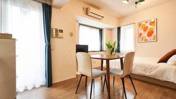 Tabla de planchar con plancha