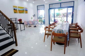 تناول الطعام