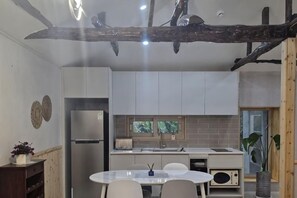 Unclassified image, 2 of 22, button - Jeju Yeongchunrim Private Pension (Seogwipo)