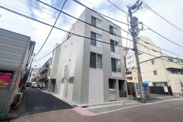 Exterior - toggle BUNKYO KORAKUEN (Tokyo)