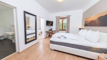 12 Schlafzimmer, WLAN