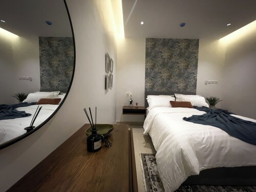 Business Apartment North Riyadh, Almalqa