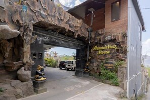 Unclassified image, 4 of 20, button - Mountain View House Kintamani (Bali)