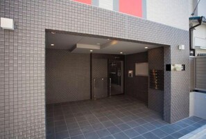 Property grounds - YOOSUU Nippori self-help Apartment (Tokyo)