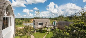 Phum Domnak Domrey Resort