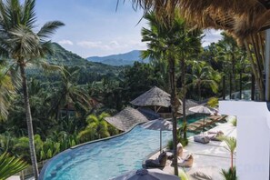 Unclassified image, 5 of 26, button - Neano Escape (Bali)