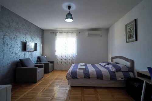 EUWA AIRPORT APARTMENT