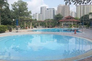Unclassified image, 5 of 27, button - Mount Austin Muji Style 4 pax Deluxe Room (Tebrau)