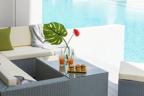 Unclassified image, 2 of 82, button - Elegant Pool Access Townhouse Near Beach (Koh Samui)