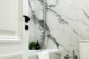 Room - Comfort City (Almaty)
