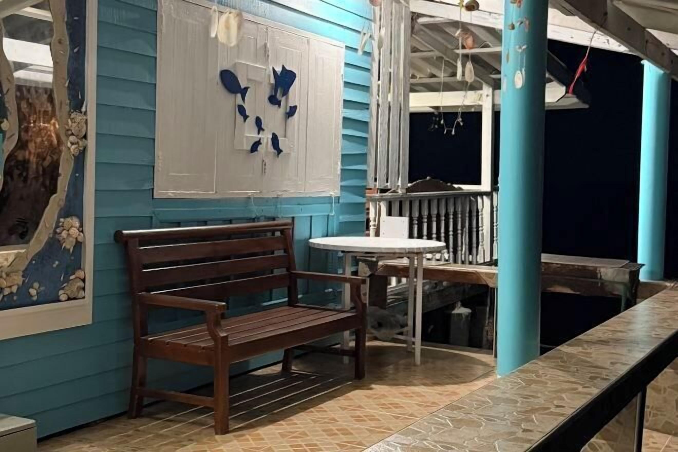 المنشأة من الداخل