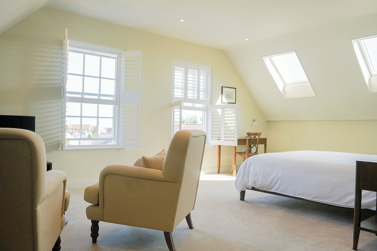 Suite The Vault | Caja fuerte, wifi gratis, ropa de cama