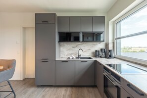 Fridge, microwave, oven, stovetop - Vacation apartment Wattblick de Luxe on Nordstrand for up to 4 people (Nordstrand)