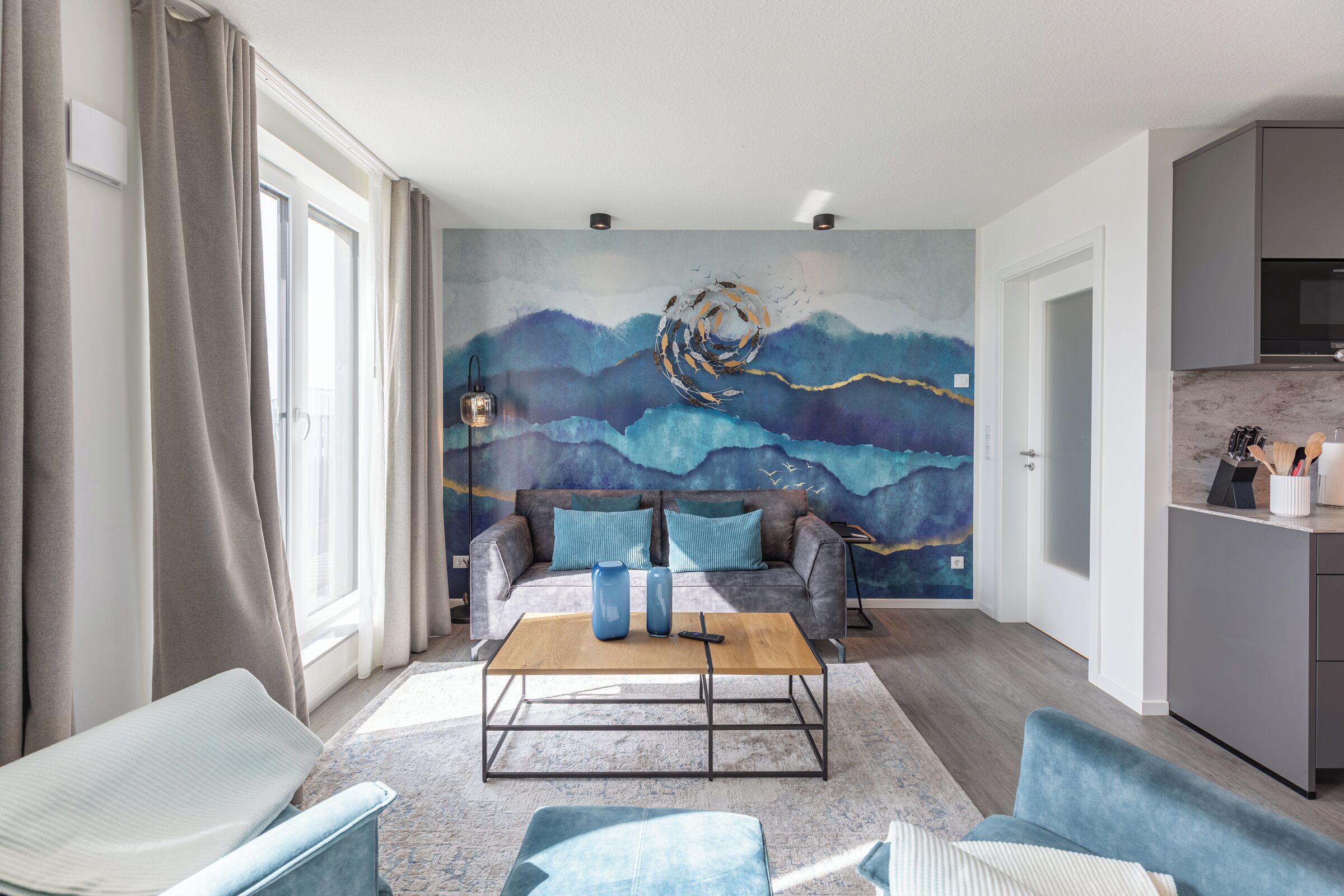 Fernseher, DVD-Player, Stereoanlage