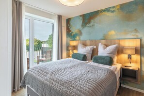 1 bedroom, desk, free WiFi, bed sheets