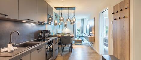 Fridge, microwave, oven, stovetop