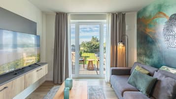 TV, DVD player, aparelho de som