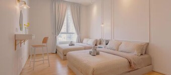 Spacious French Verdi BY FEEL HOME