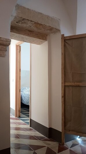 1 chambre, fer et planche à repasser, Wi-Fi gratuit, draps fournis