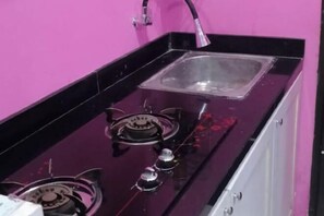 Private kitchen - Ririn Apartemen (Gunung Anyar)