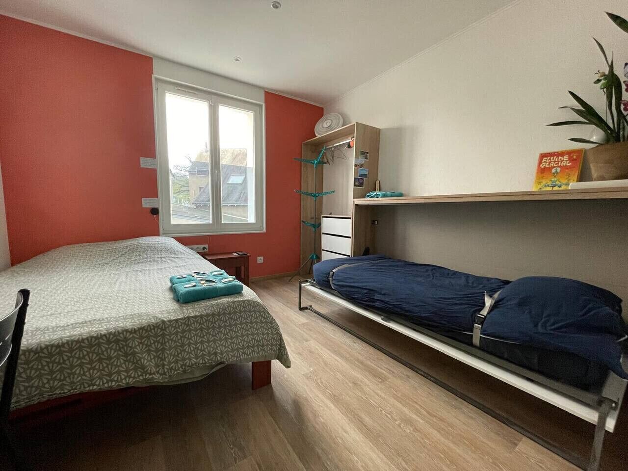 1 soverom, strykejern/-brett, wi-fi og sengetøy