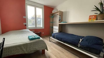1 chambre, fer et planche à repasser, Wi-Fi, draps fournis