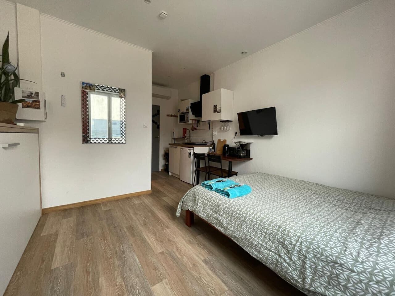 1 soverom, strykejern/-brett, wi-fi og sengetøy