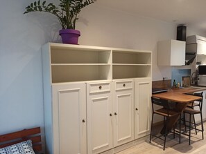 Dining - Studio 2 in quiet renovated 2023. Garage (Saint-Pierre-des-Corps)