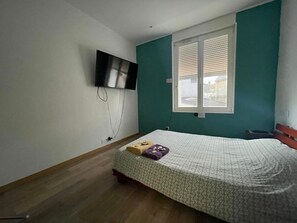 1 habitación, cuna de viaje, wifi y ropa de cama