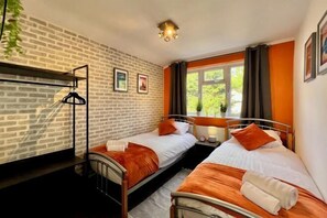 أسرّة أطفال/رضّع