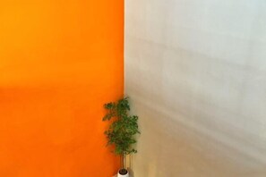 Room - Happiness Stay (20 Pax) With Karaoke, Snooker, Mahjong Table (Ipoh)