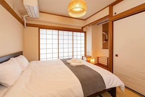 Room - SkyTree View - CoCoHouse Asakusa (Tokyo)