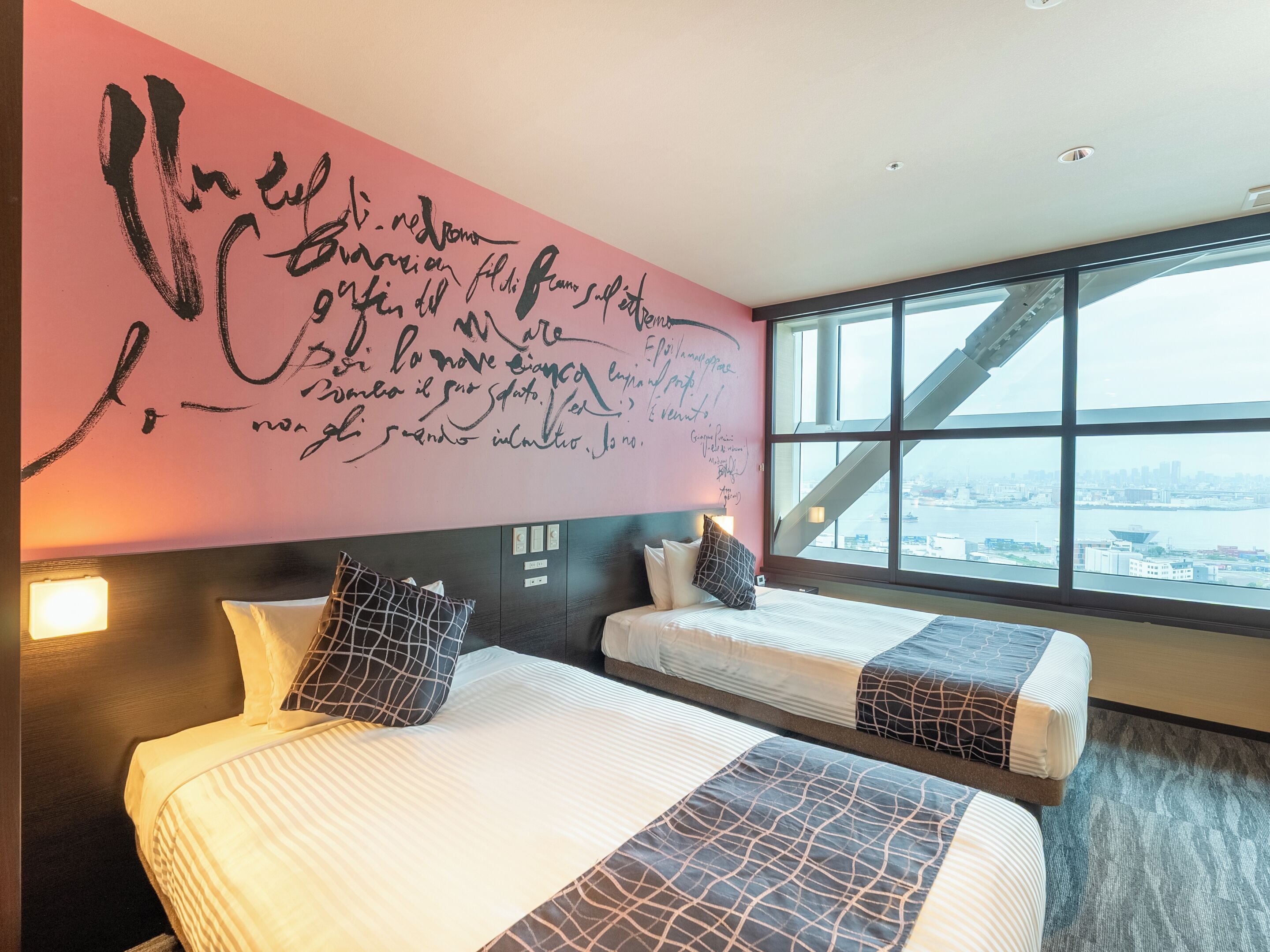 Suite familiar, no fumadores | Escritorio y wifi gratis