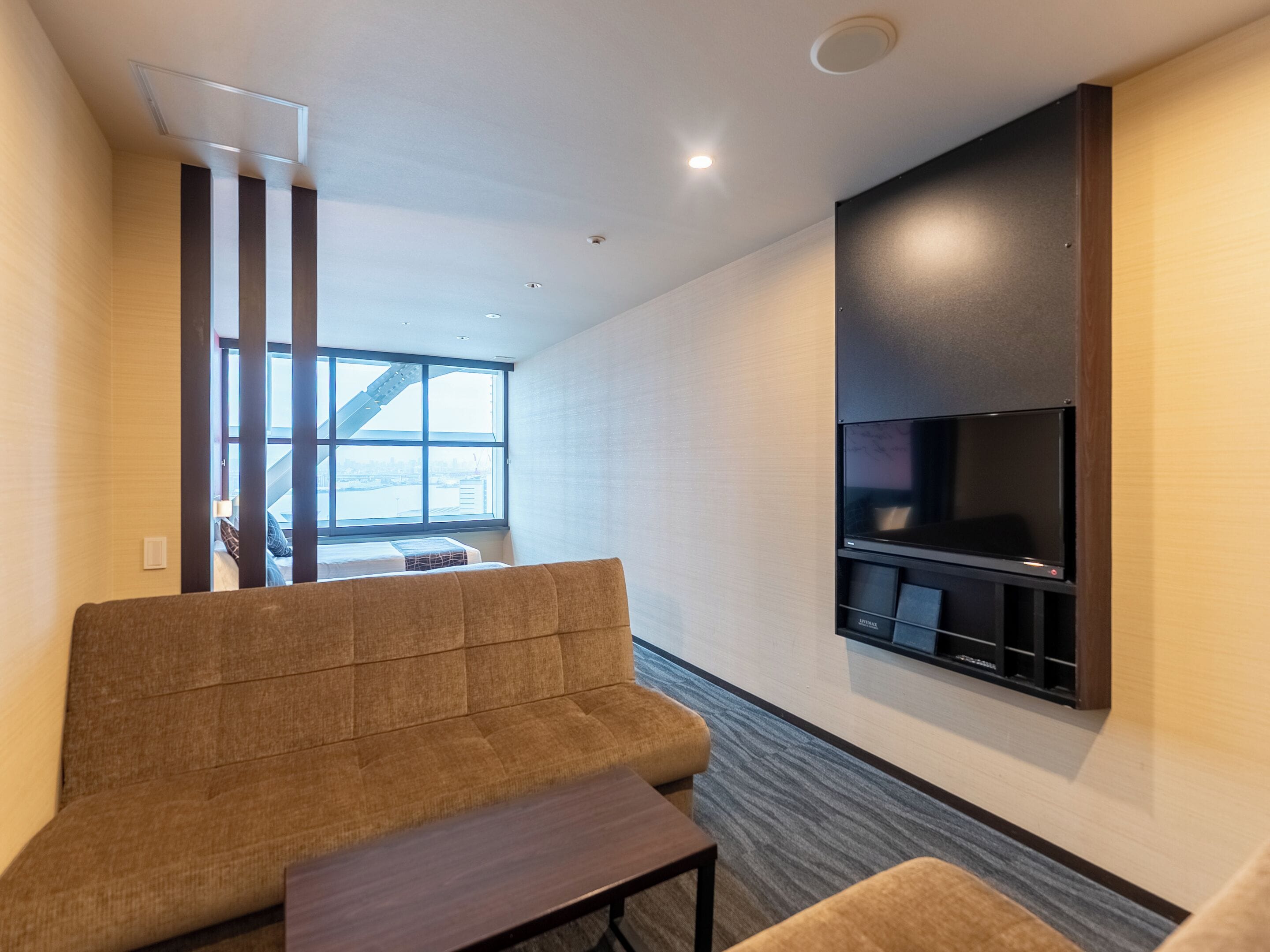 Escritorio y wifi gratis 