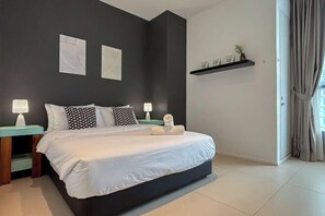 Room - Nostalgia Arcoris #163 #Hyatt #MontKiara (Kuala Lumpur)