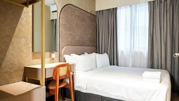 Studio Suite, City View | In-room safe, iron/ironing board, free WiFi