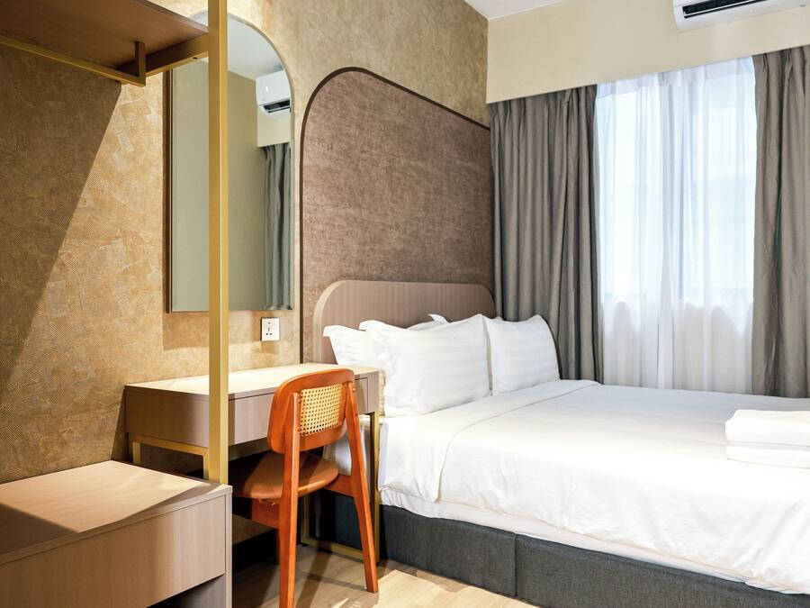 Studio Suite, City View | In-room safe, iron/ironing board, free WiFi