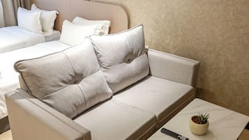 Zweibettzimmer | Zimmersafe, Bügeleisen/Bügelbrett, kostenloses WLAN