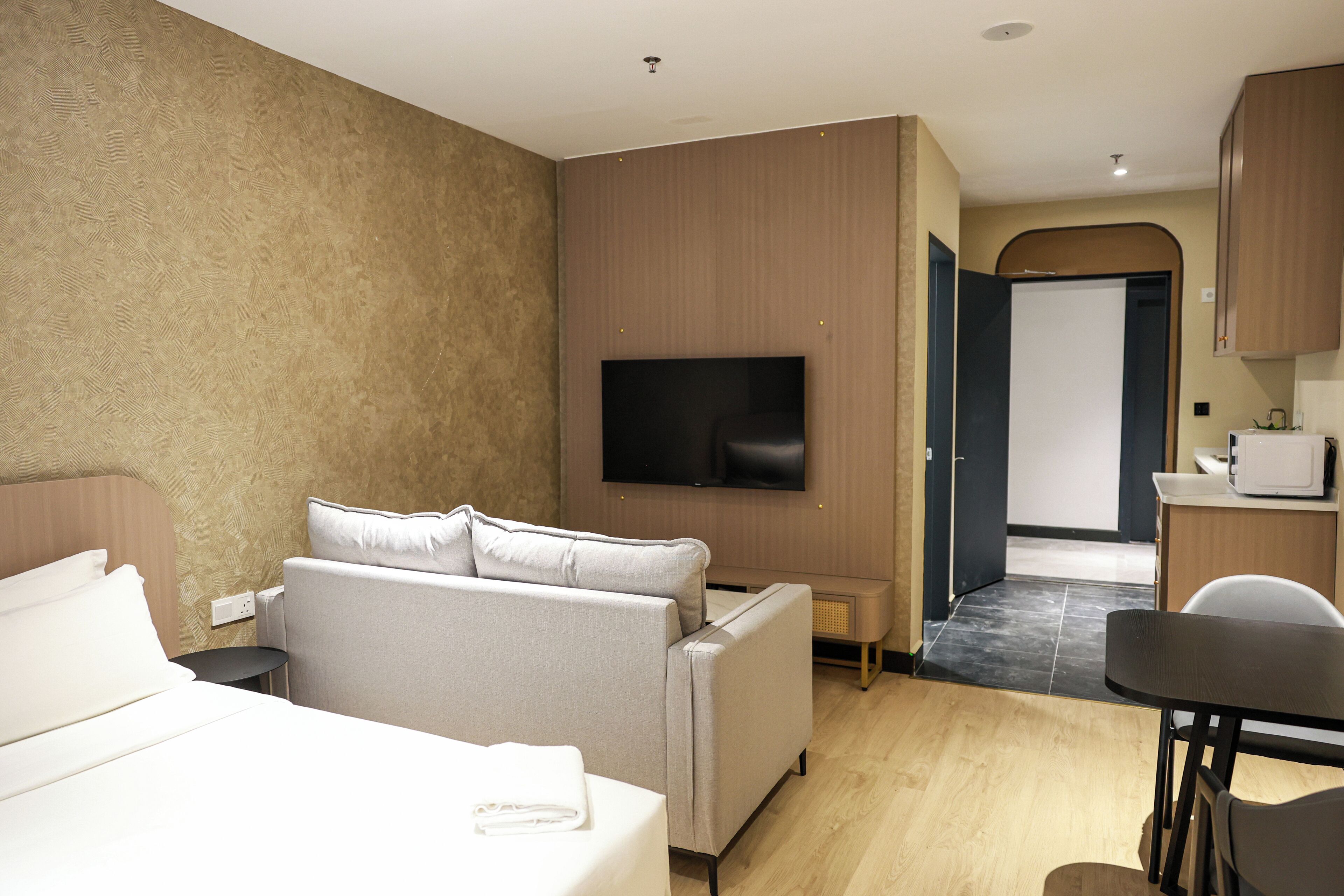 In-room safe, iron/ironing board, free WiFi