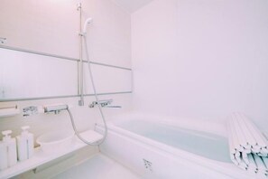 Free toiletries, slippers - Yuzawa Onsen Lodge House B (Minamiuonuma)